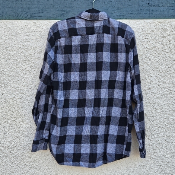 American Eagle AE super soft flannel shirt in charcoal black gray plaid XLT tall - Picture 2 of 6